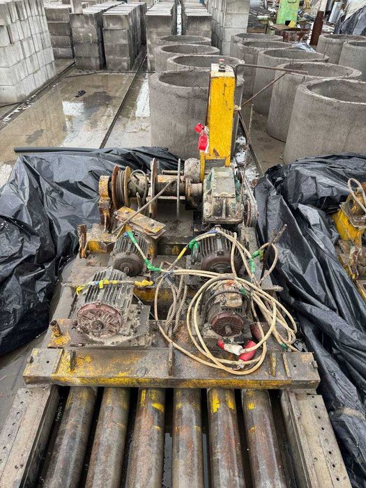 Форма для бетонни пустотни плит