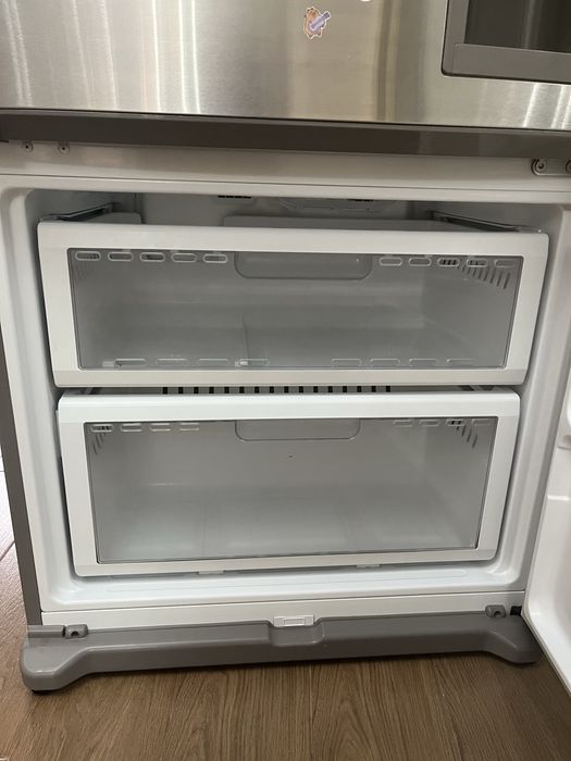 Продам холодильник Samsung