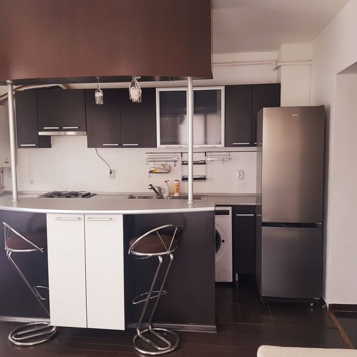 Apartament de închiriat