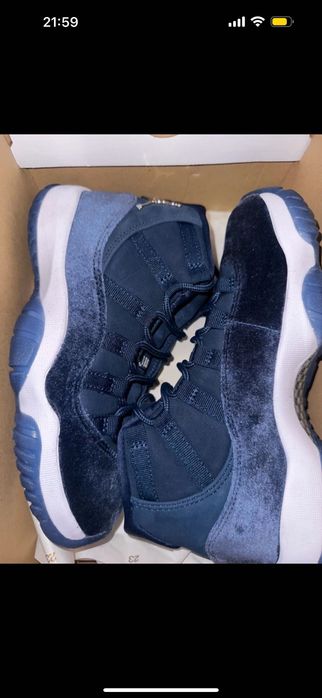 Jordan 11 midnight