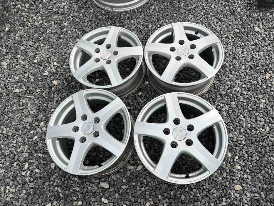 Джанти MS 5/112 Audi,VW,Skoda 5x112

Употребявани, Шумен