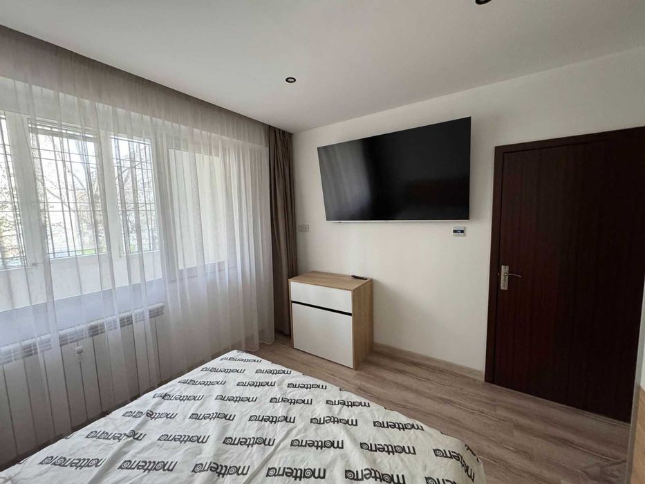 Тристаен апартамент - Люлин център