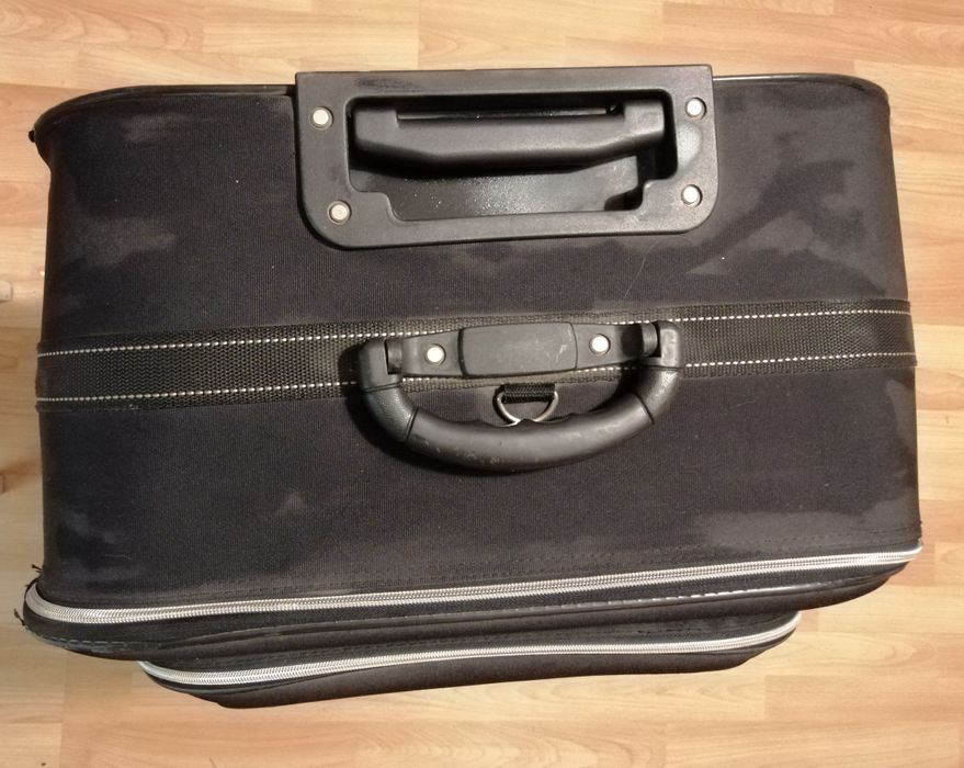 Куфари 3 бр, с 2 колелца:черен от плат, Kathy Von Zeeland, син твърд