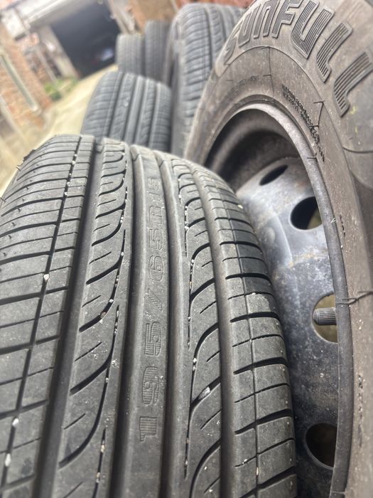 гуми 195/65/15 джанти Dacia