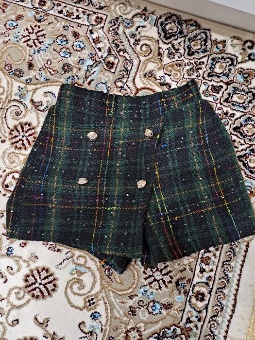 Продам костюм на девочку!