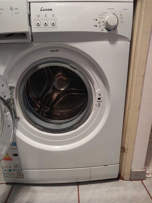 Mașină de spălat rufe Luxor