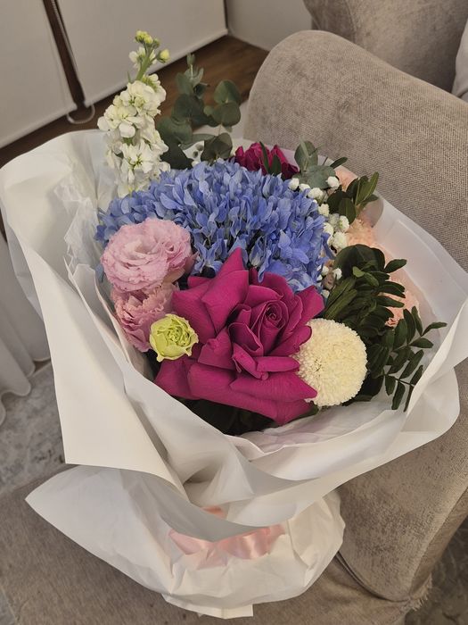 Сборный яркий букет