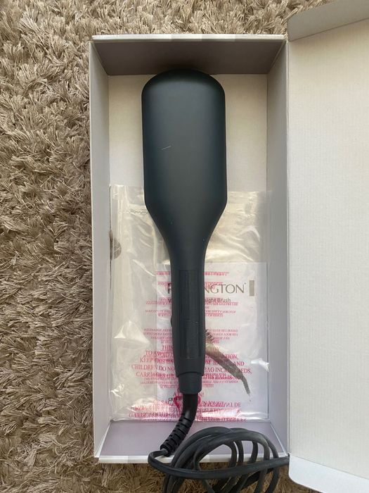 Четка за изправяне на коса