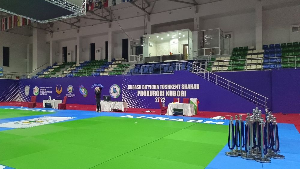 БАННЕР ПРОДАЁТСЯ,Оракал,сетка,наклейка