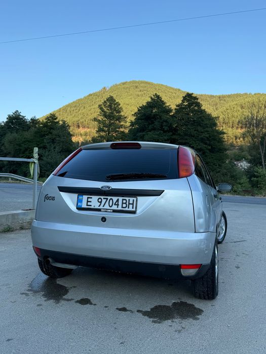 Автомобил Ford Focus