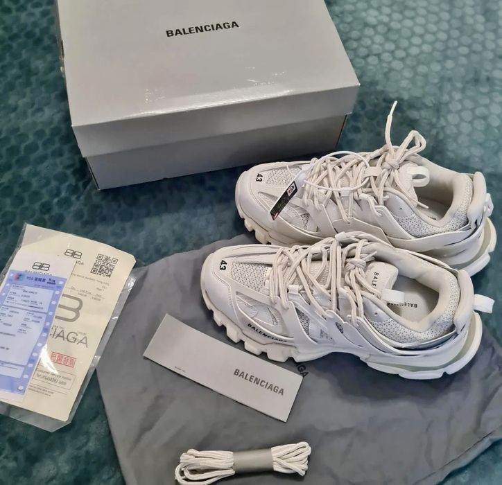 Сникърси Balenciaga цвят - бял номера от 36 до 42