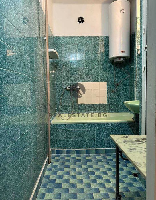 Продава се Тристаен апартамент в Пловдив, Изгрев - 96 кв.м за 896 €/кв.м - Снимка #5