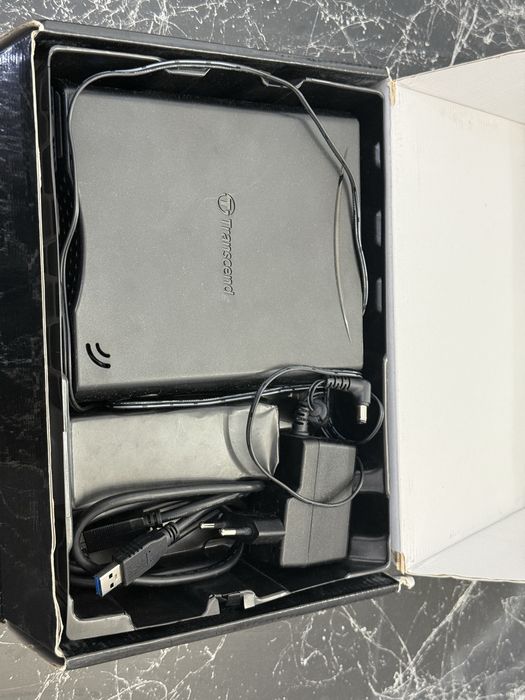 Продам внешний жесткий диск hdd 8 TB