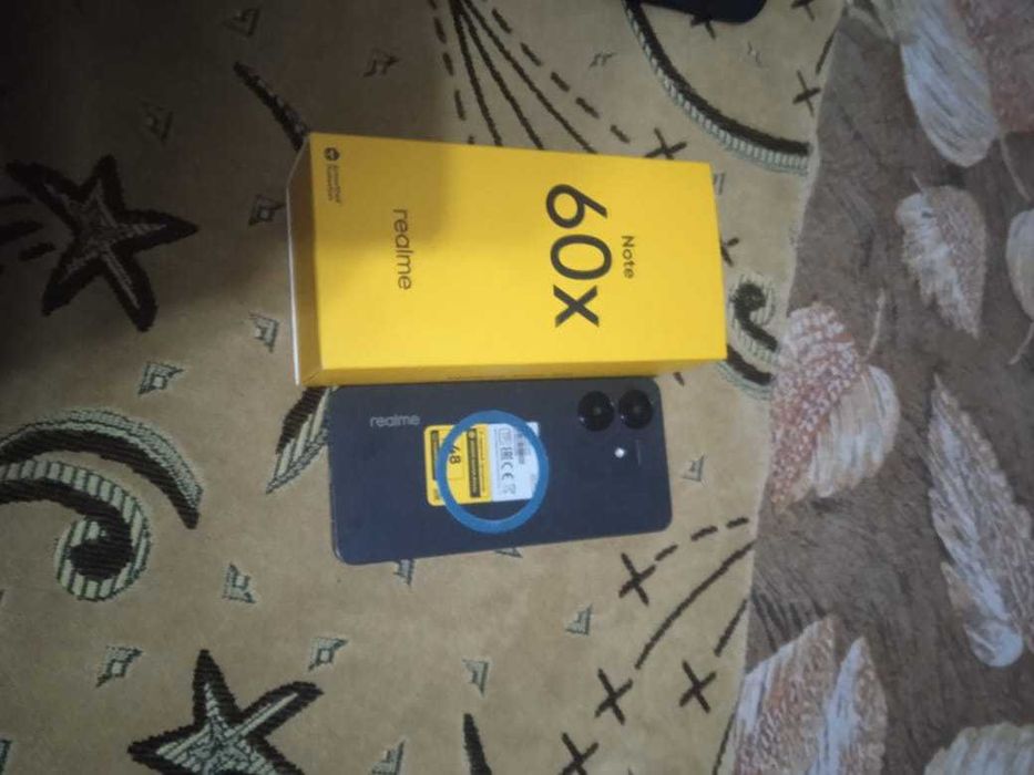 Продам или обменяю телефон Realmi Not 60x помять телефон 128г