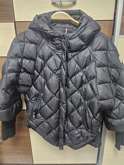 Geaca Moncler neagra