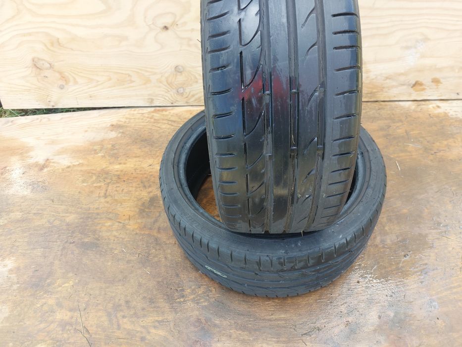 100 lei bucata! Doua anvelope de vara 225 35 r18 Bridgestone Potenza