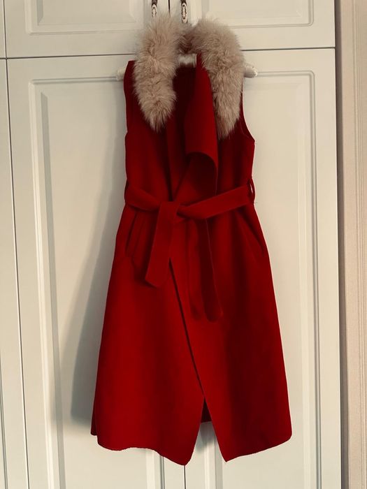 Vesta lunga stil palton cu guler de blana , stil Massimo Dutti , S / M