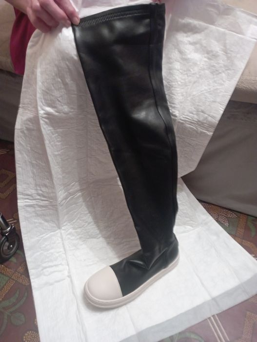 Продам кеды батфорты!