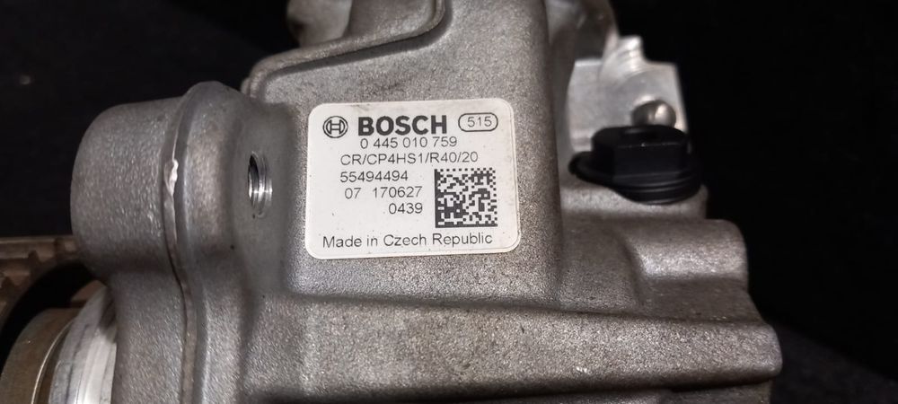 POMPA INJECTIE 2.0 D OPEL INSIGNIA 09