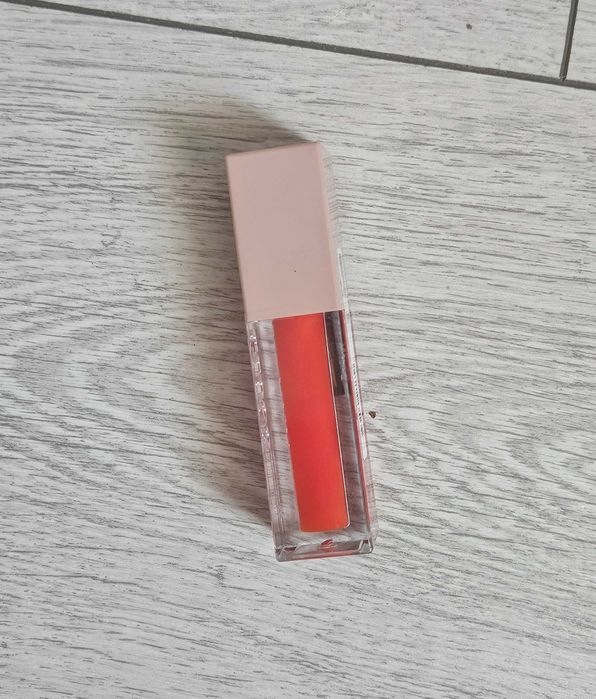 Luciu de buze Lifter Gloss Maybelline