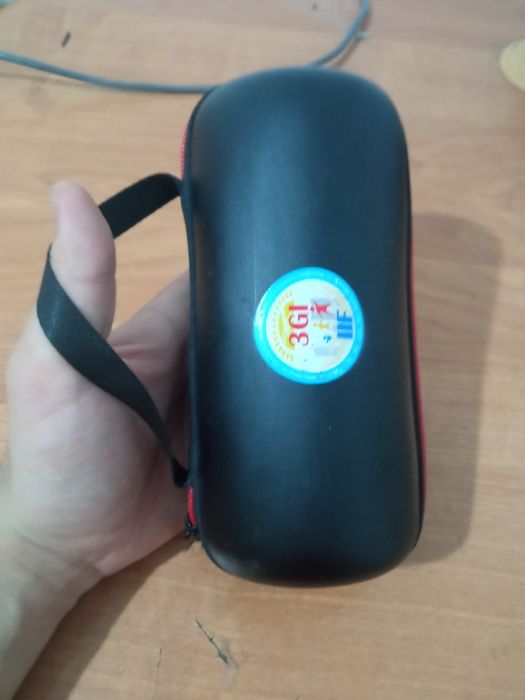 Продам портативную колонку