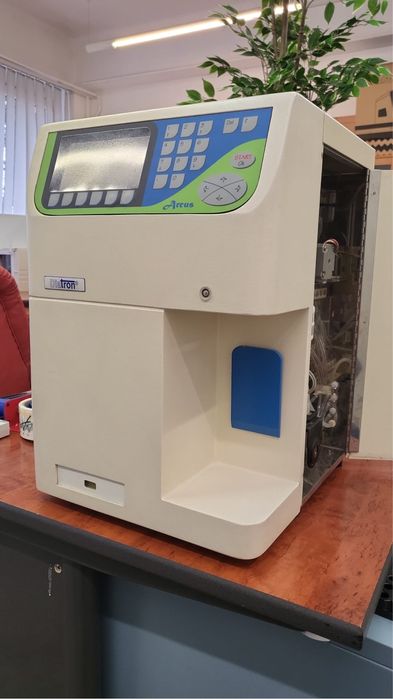 Aparate biochimie și hema Abaxis/Abacus Arcus +Fuji Dri-chem 4000