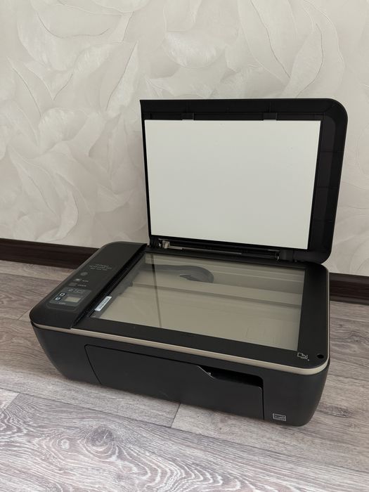 Принтер цветной HP