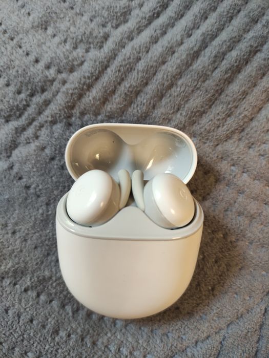 Продам наушники Google pixel buds