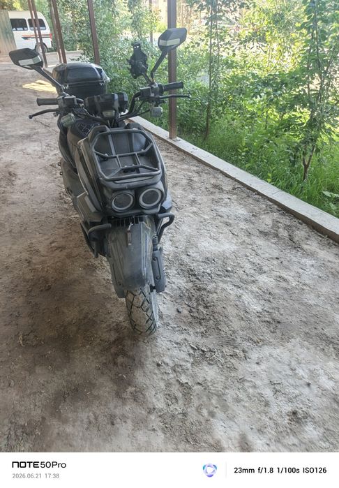 Tank skuter  sotiladi