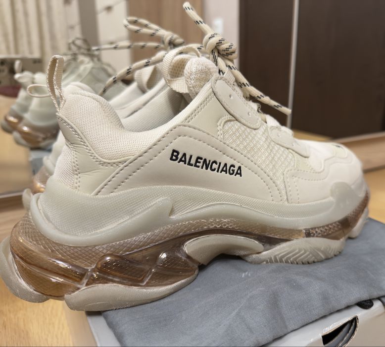 Balenciaga Triple S №39 –с кутия и торбичка