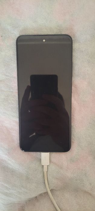 Redmi not 12 s ekran kirishka  almashgan xalaqit bermedi