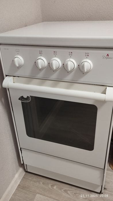 Газ плита с духовкой