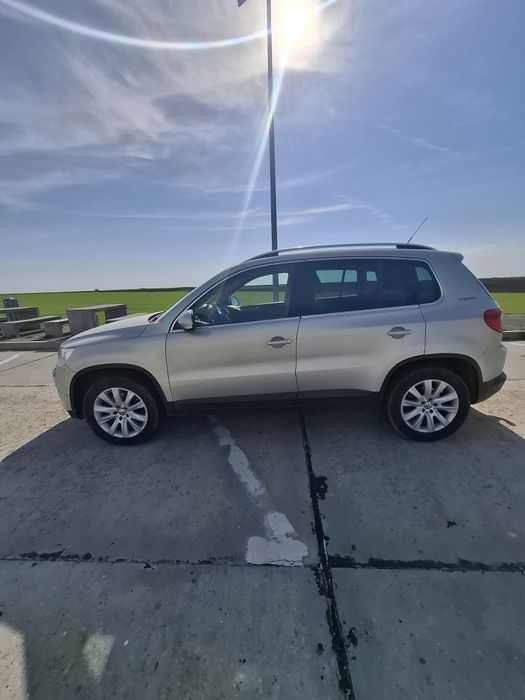 Vînd Vw Tiguan 2010
