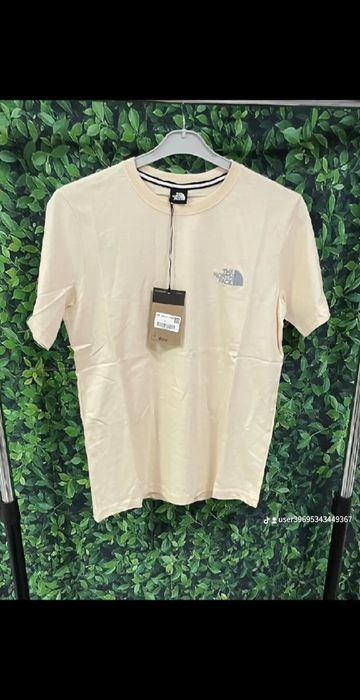 Маркови тениски .