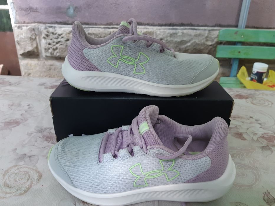 Дамски маратонки Under Armour