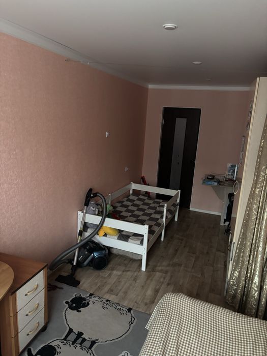 Продается 2-комн. квартира в п.Уштобе