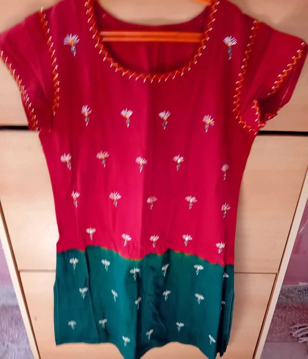 Тунизийска джелаба, Индийска туника/рокля, Тюбетейка, Яка - кожа