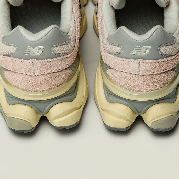 New Balance 9060 December Sky