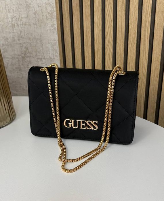 Geanta dama Guess