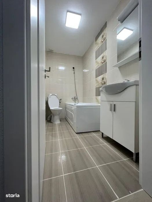 Apartament 2 Camere 2 balcoane Parter Giroc zona Eso 380  euro