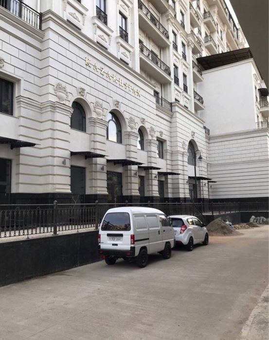 Ж/К Казахстан Срочно Продаёться Нежилой