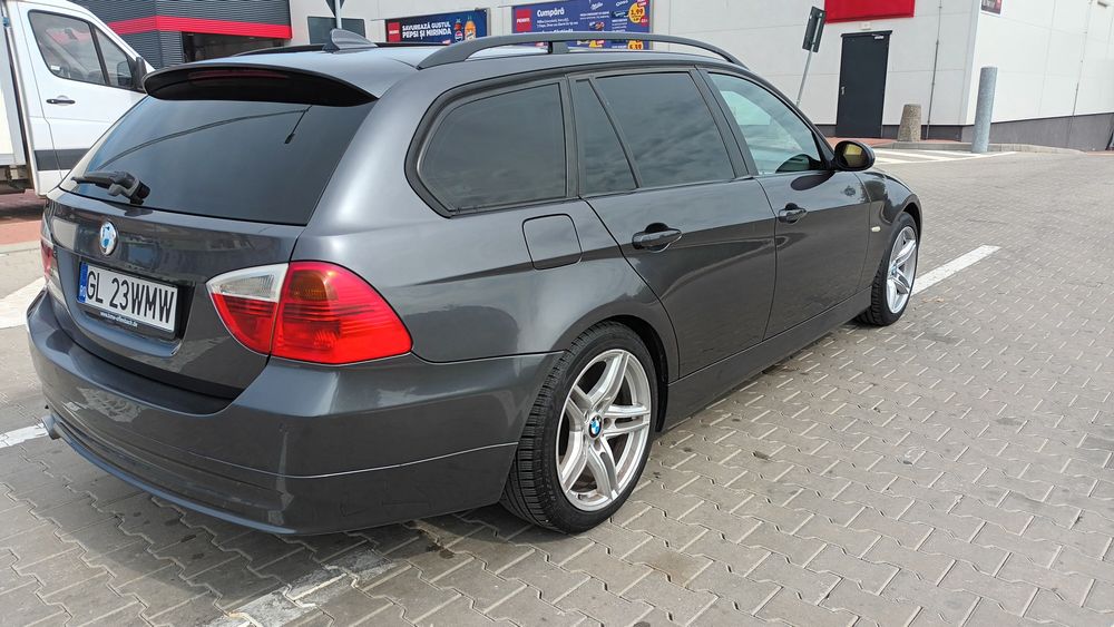 BMW  320  Diesel~  2008
