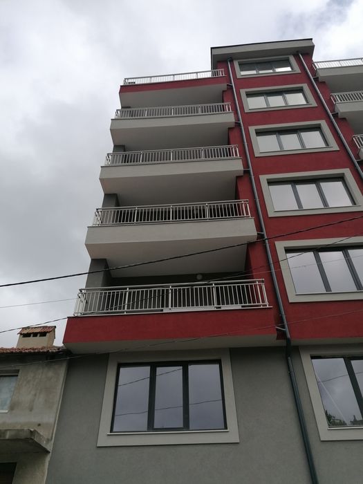 Продава се Гараж / Паркомясто в Варна, Бизнес хотел - 25 кв.м за 920 €/кв.м - Снимка #1