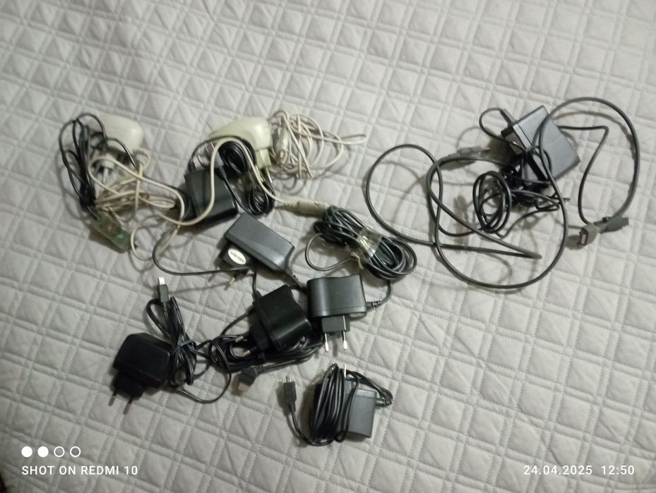 Зарядки для телефона