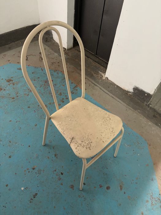 Бесплатно отдам стулья