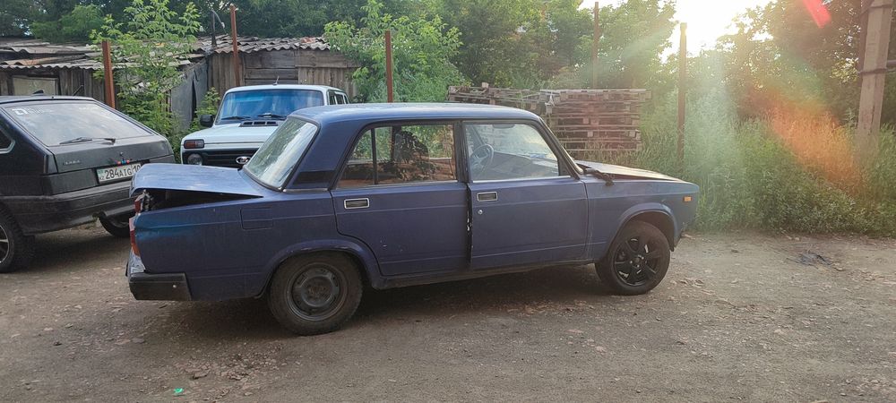 Ваз 2107 на запчасти