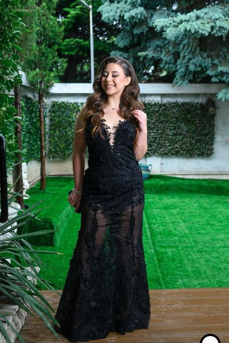 Бална рокля размер М