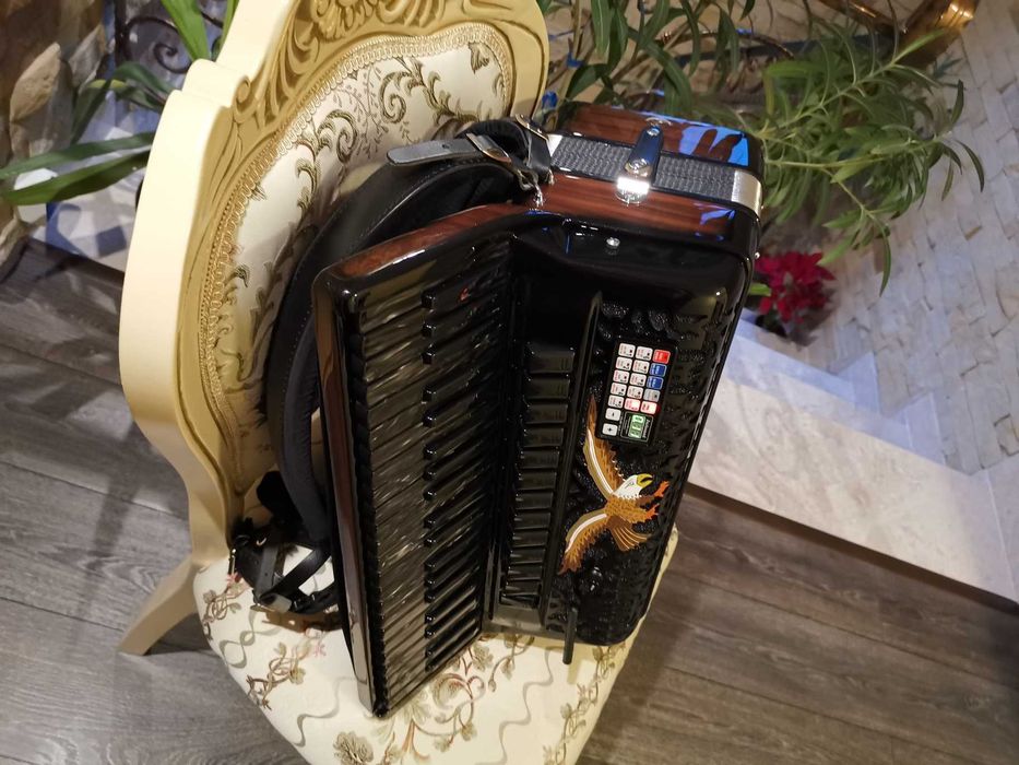 Acordeon Digital Brown Personalizat Impecabil Mecanica Basi