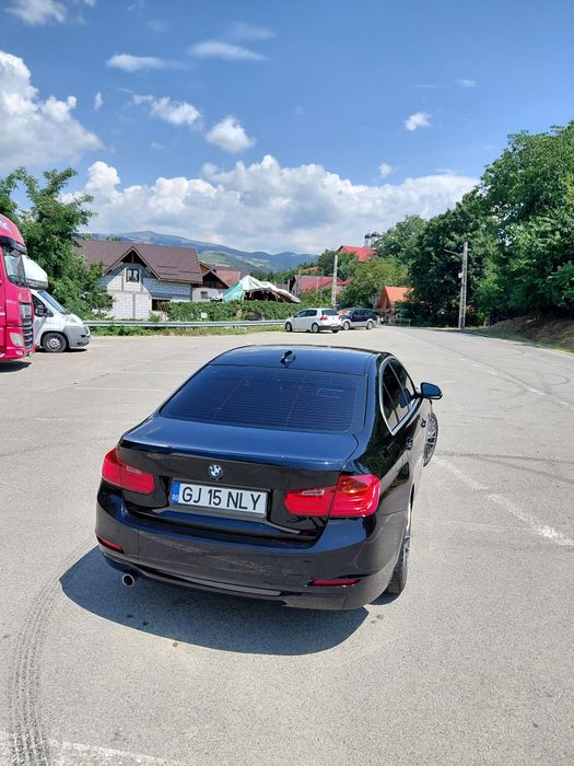 BMW  F30 320d an 2013