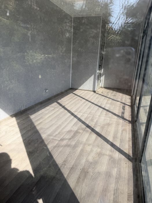 Kontiner sotiladi ofisga isjlatsezlar remont qlingan tayorr
